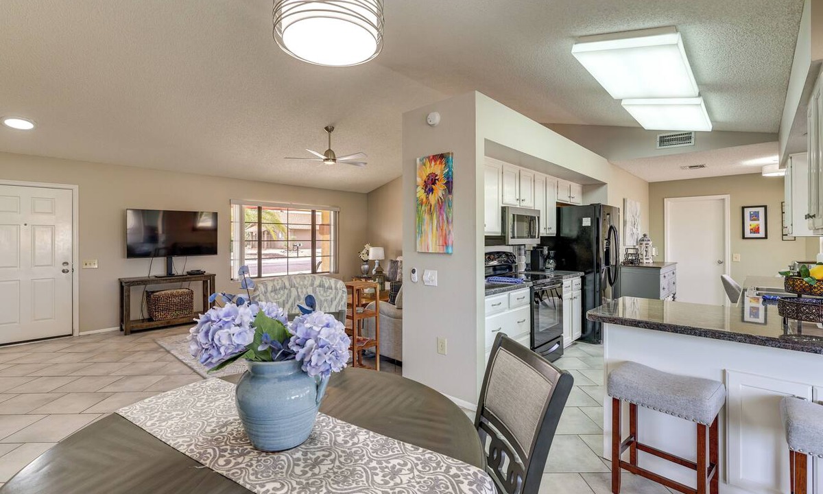 Sun City West House | Near Golf! Sun City West Retreat w/Resort Perks