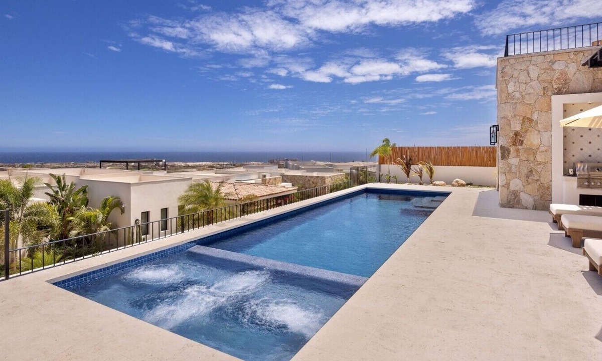 Los Cangrejos II y III Villa | New 4BR Ocean View Villa with Airport Transport