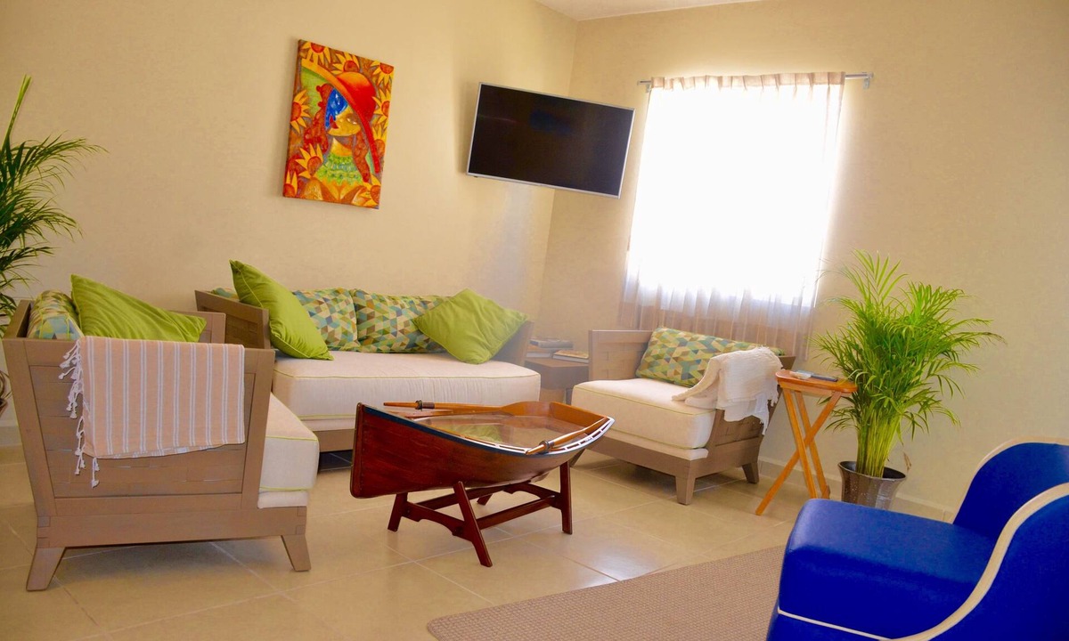 Puerto Morelos House | New house with a maritime atmosphere, large terrace and Mexican colors