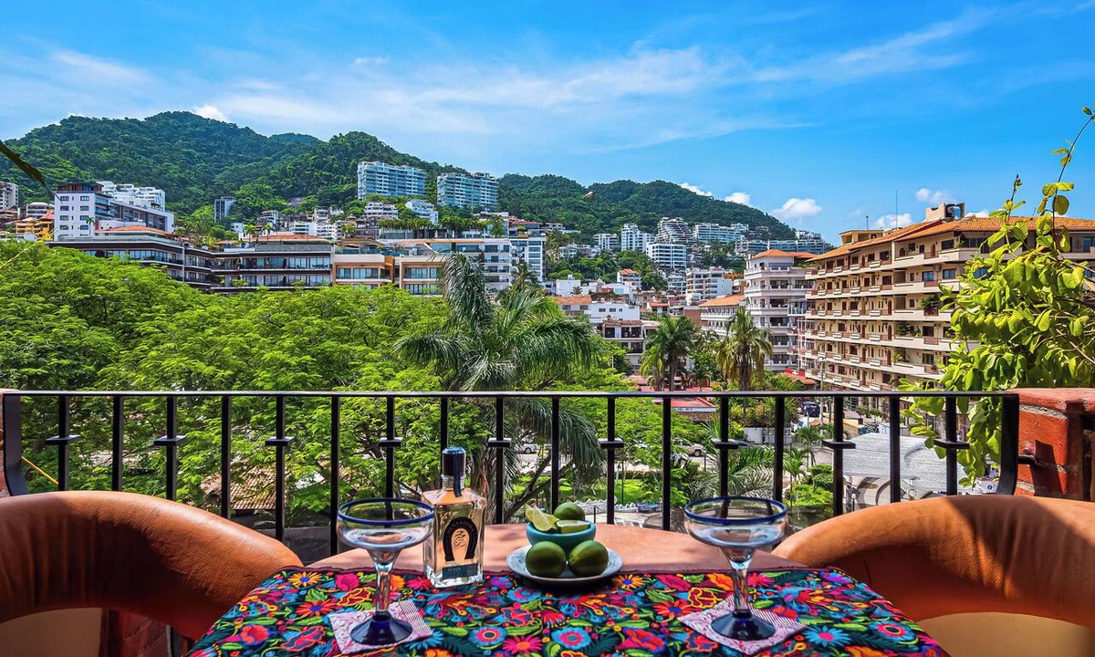 Emiliano Zapata Condo | NEW LISTING! Delightful Condo in the Best Location in Old Town on Beach!