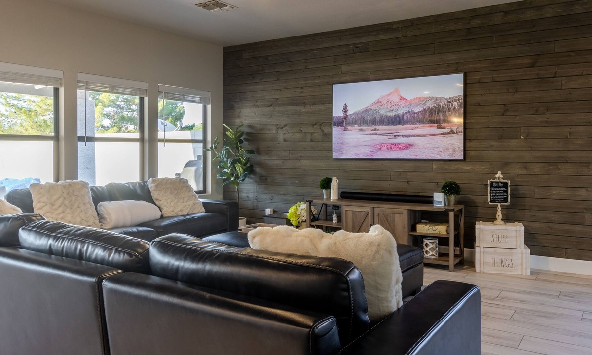 Alta Vista Estates House | New pool Remodel sleeps up to 14