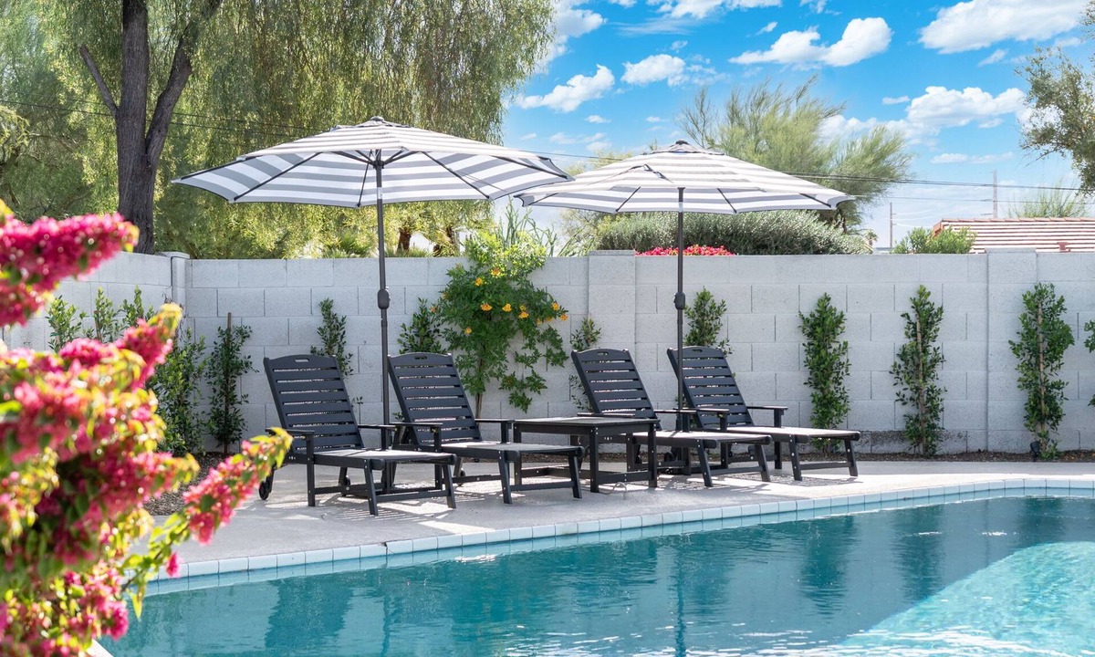 Cox Heights House | NEW|The Palmera|Updated 4BR Retreat w/Pool