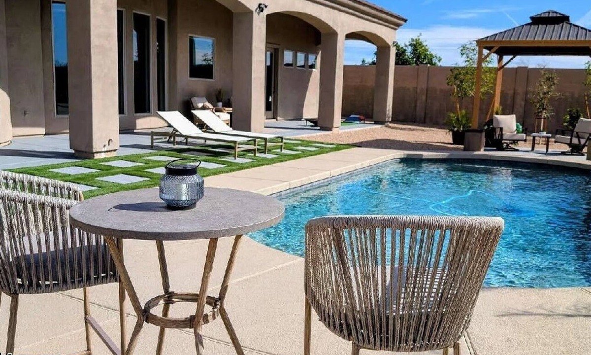 San Tan Valley House | Newly remodeled, Spacious House on Private Acre+ Near Encanterra Country Club