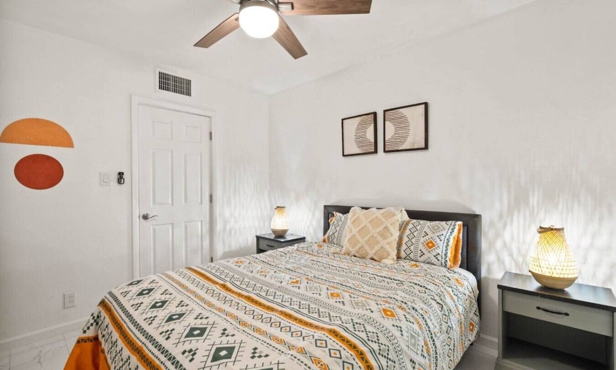 Village Grove House | Oak Scottsdale · BOHO Scottsdale Oasis Getaway|Pool|ZenRoom
