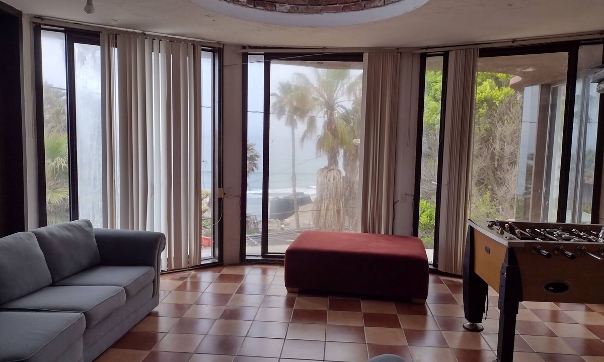 Playas de Rosarito House | Ocean Front & Garden