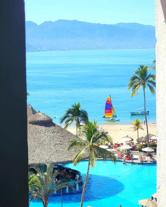 South Hotel Zone Apartment | Ocean View 2BR Apt at Resort, 1 Block to the Beach