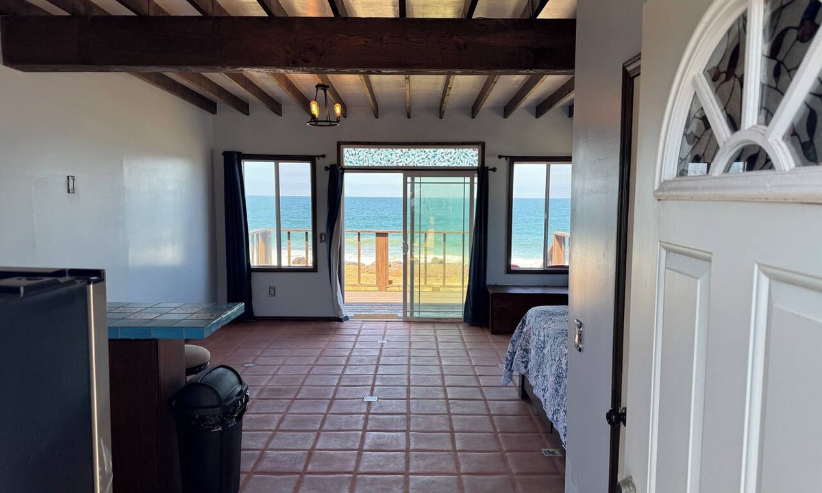 Salsipuedes House | Oceanfront Bungalow with Unobstructed Views & Beach Access in Surfing Community