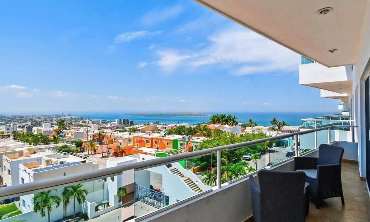 La Paz House | Oceanview Balcony, BBQ Lounge, Near Malecon