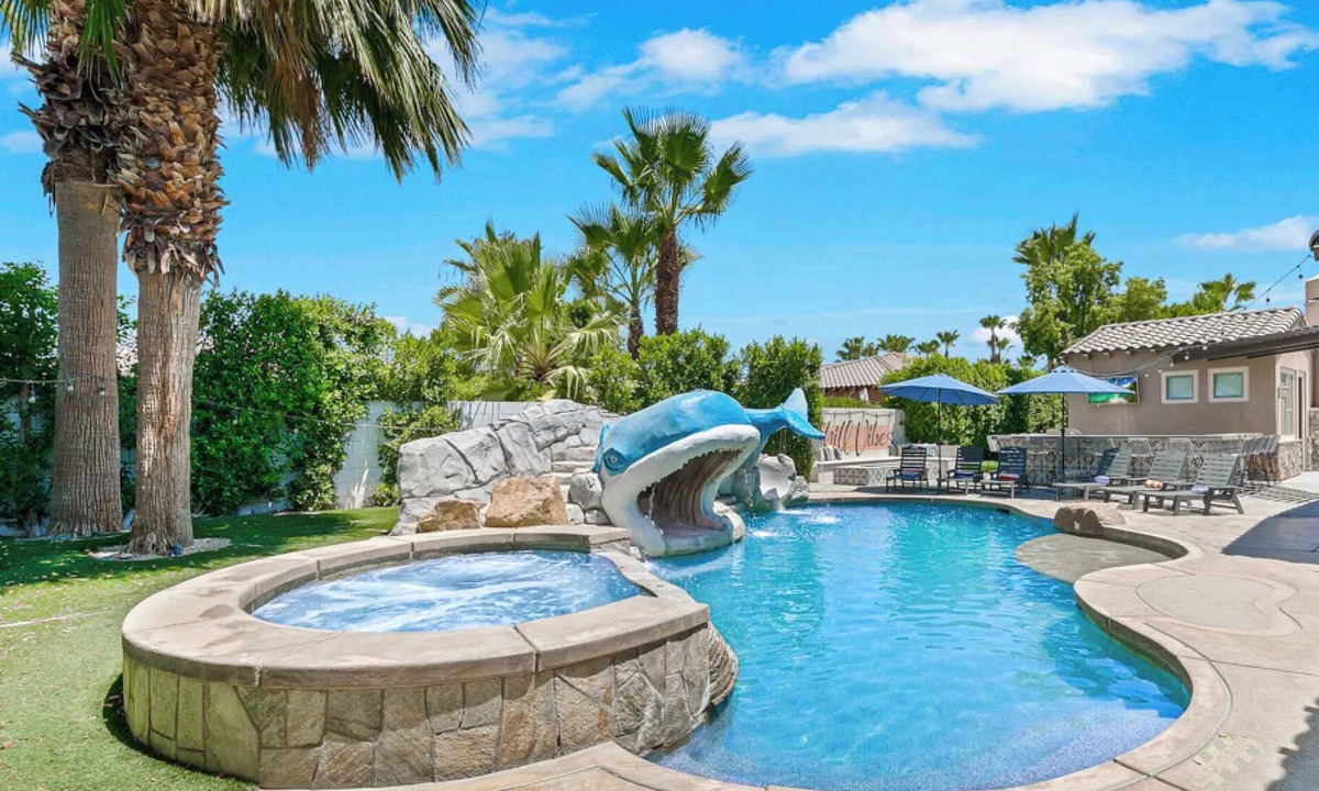 Indio House | Ohana - Whale Slide, Arcade, Pickleball, Gym