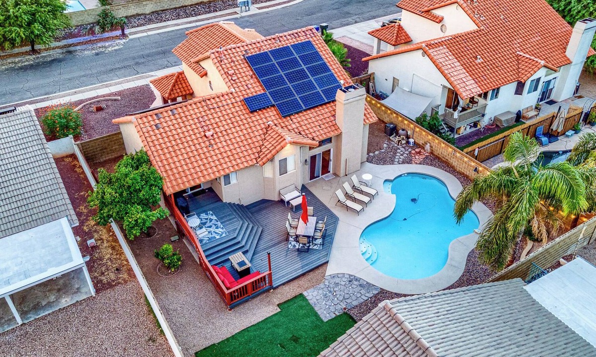 Rita Ranch House | Paradise in Rita Ranch - HEATED POOL
