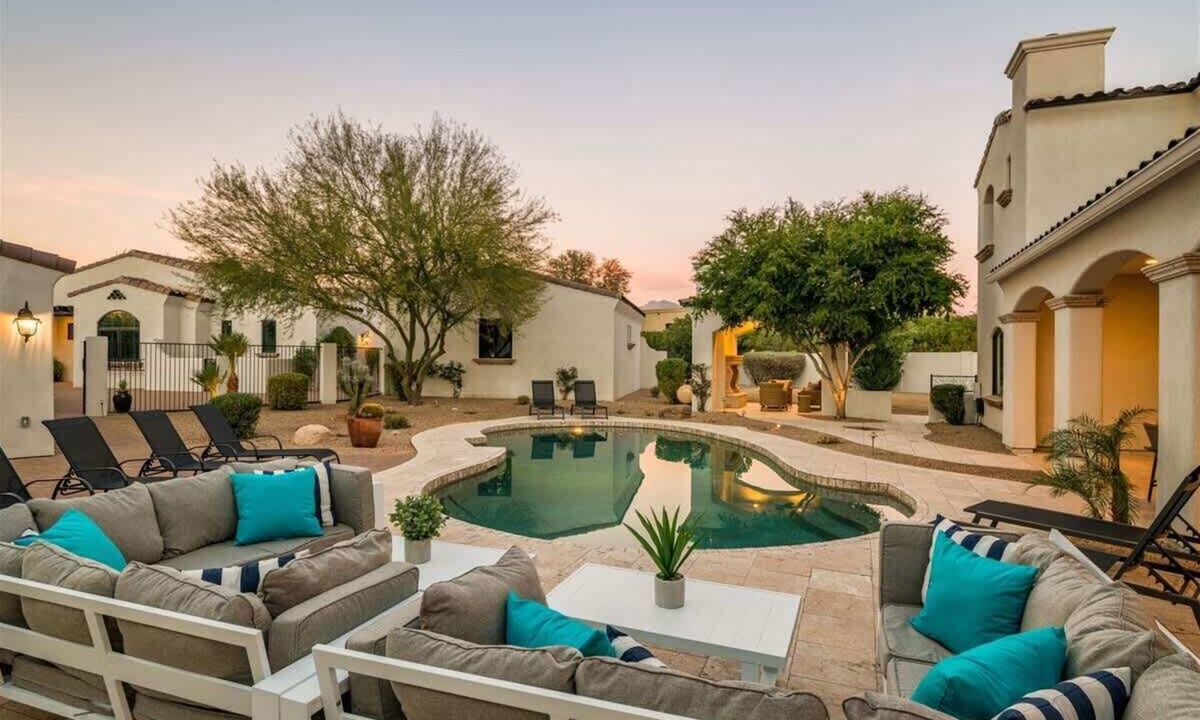 Cactus Acres House | Paradise Palace - 9BR Premier Private Compound