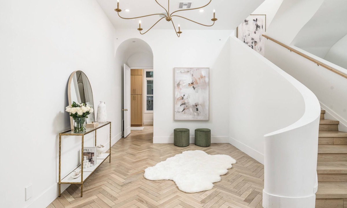 Willo House | “Paris Has Its Brownstones. Phoenix Has 54 W Palm.”