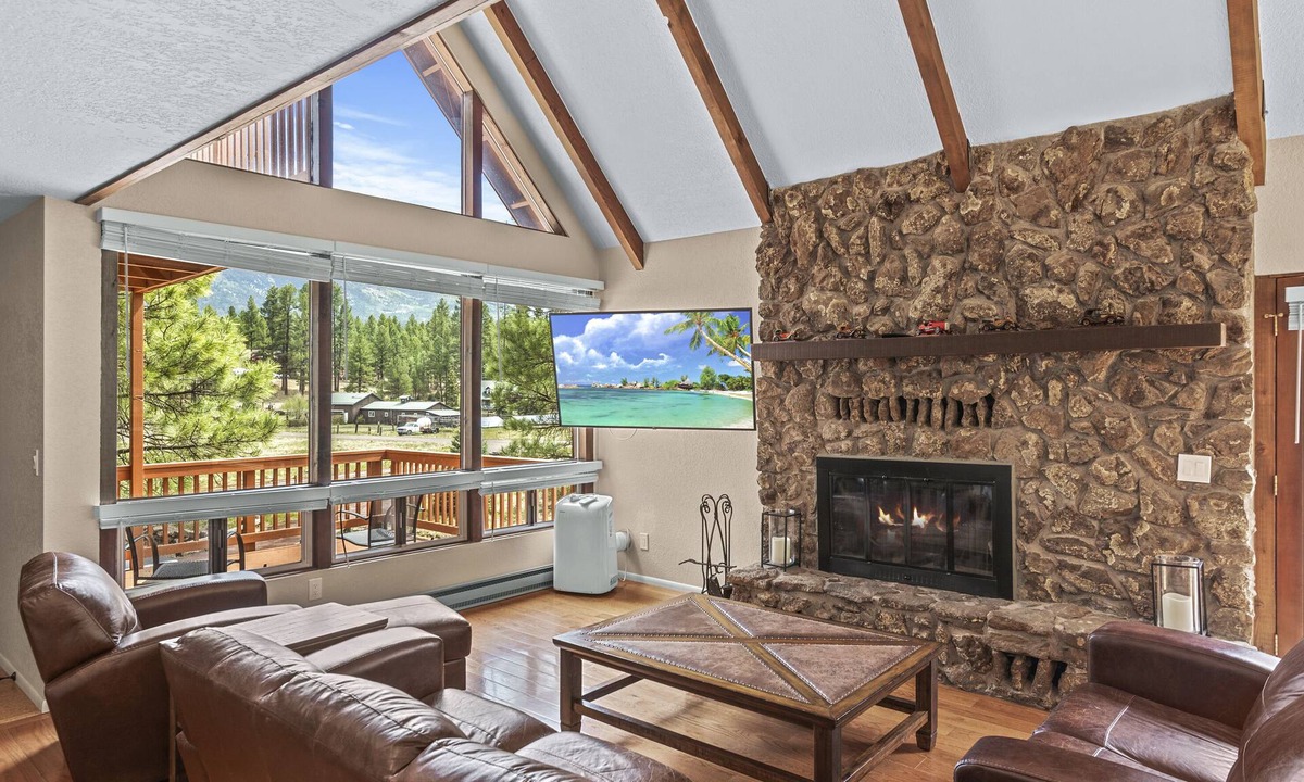 Fort Valley House | Peaceful Forest Retreat· Hot Tub · Sauna · Views