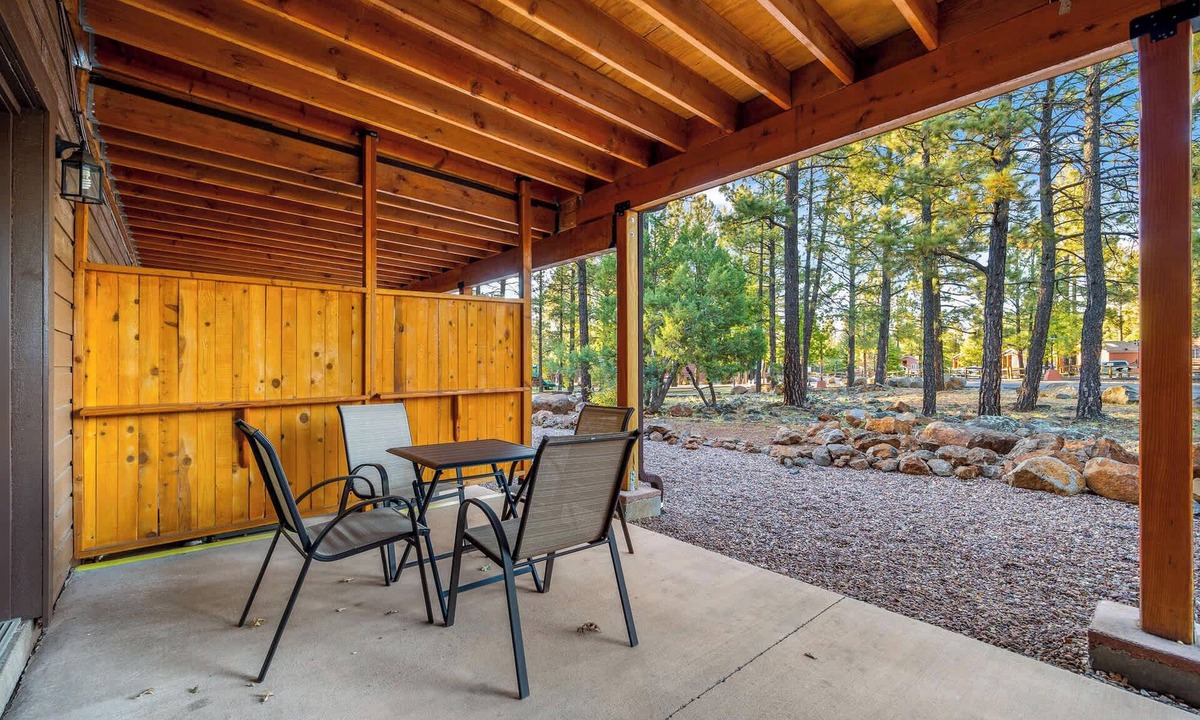 Pinetop Apartment | Pine-Grand Canyon by Roundhouse Resort and Spa