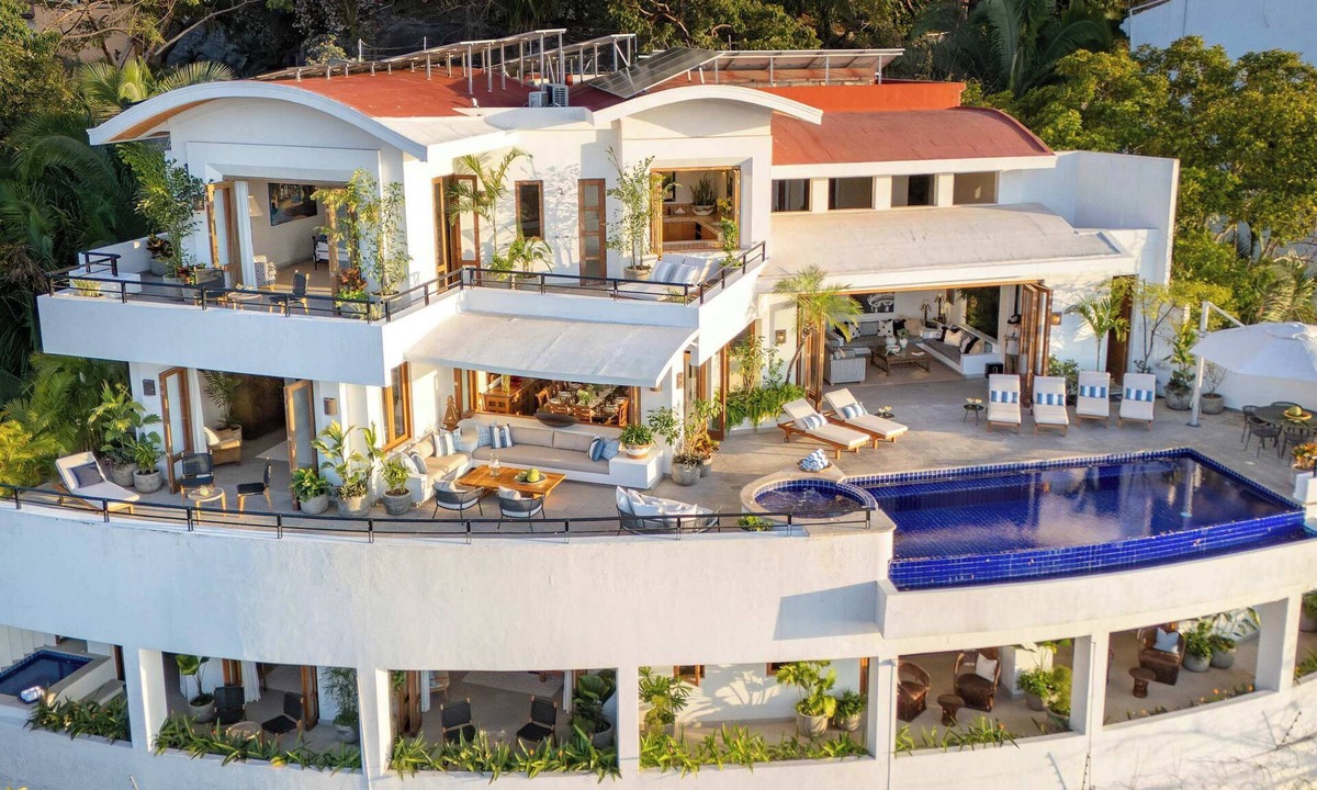 Romantic Zone Villa | Please Inquire Before Booking – Luxury Villa