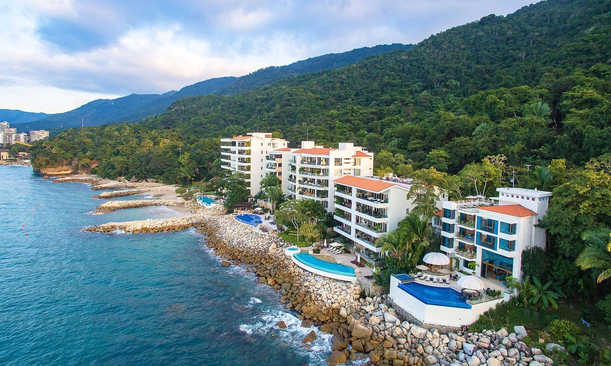 South Shore Hotel Area Villa | Please Inquire Before Booking – Luxury Villa