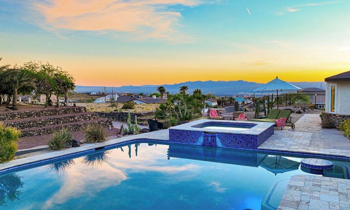 Bullhead City House | Pool Home w/Spa, Blackstone, Ping Pong & Dog Friendly!