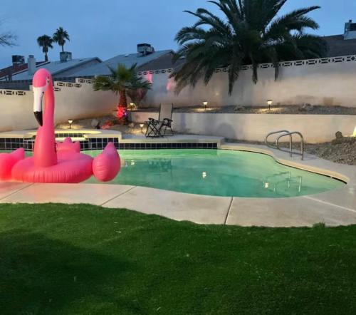 Pittmann House | Pool ,Jacuzzi,BBQ & Pool Table Family Retreat