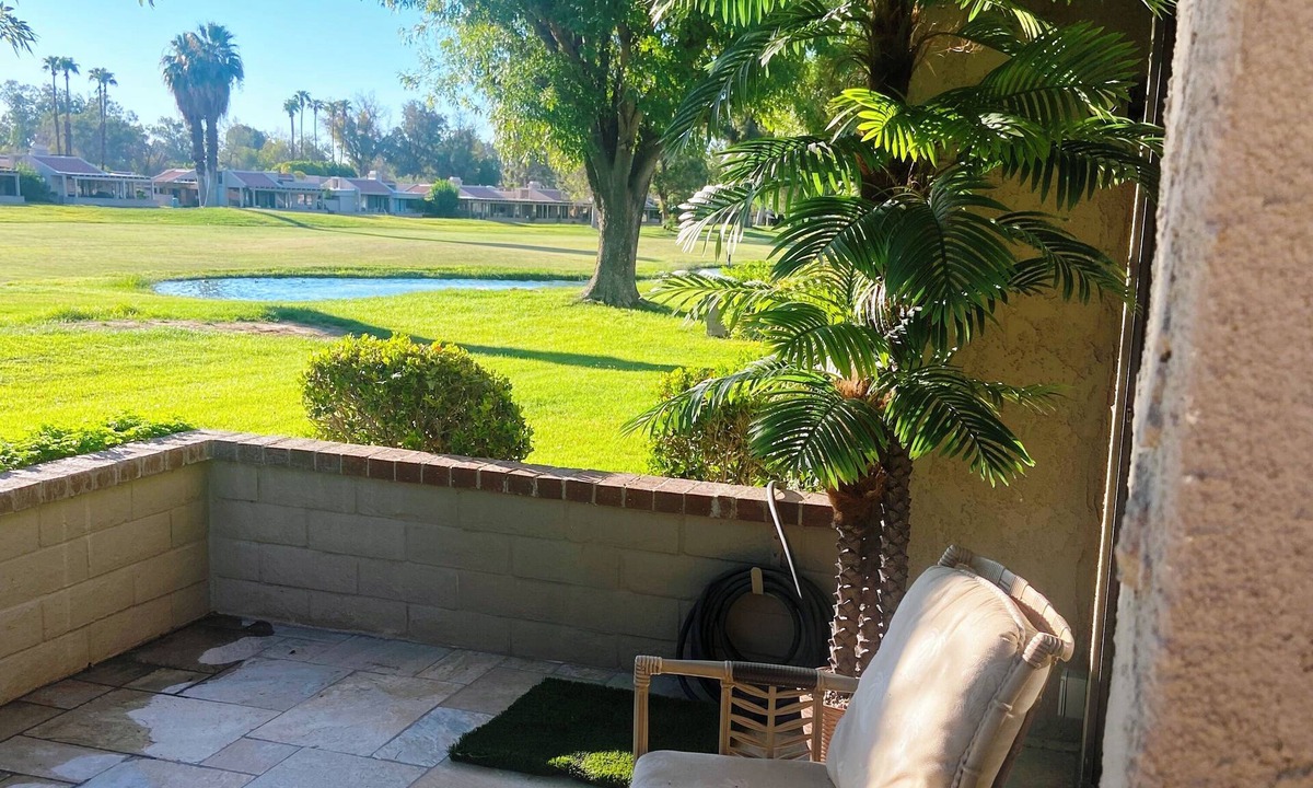 Palm Springs Condo | PREMIUM GOLF COURSE CONDO