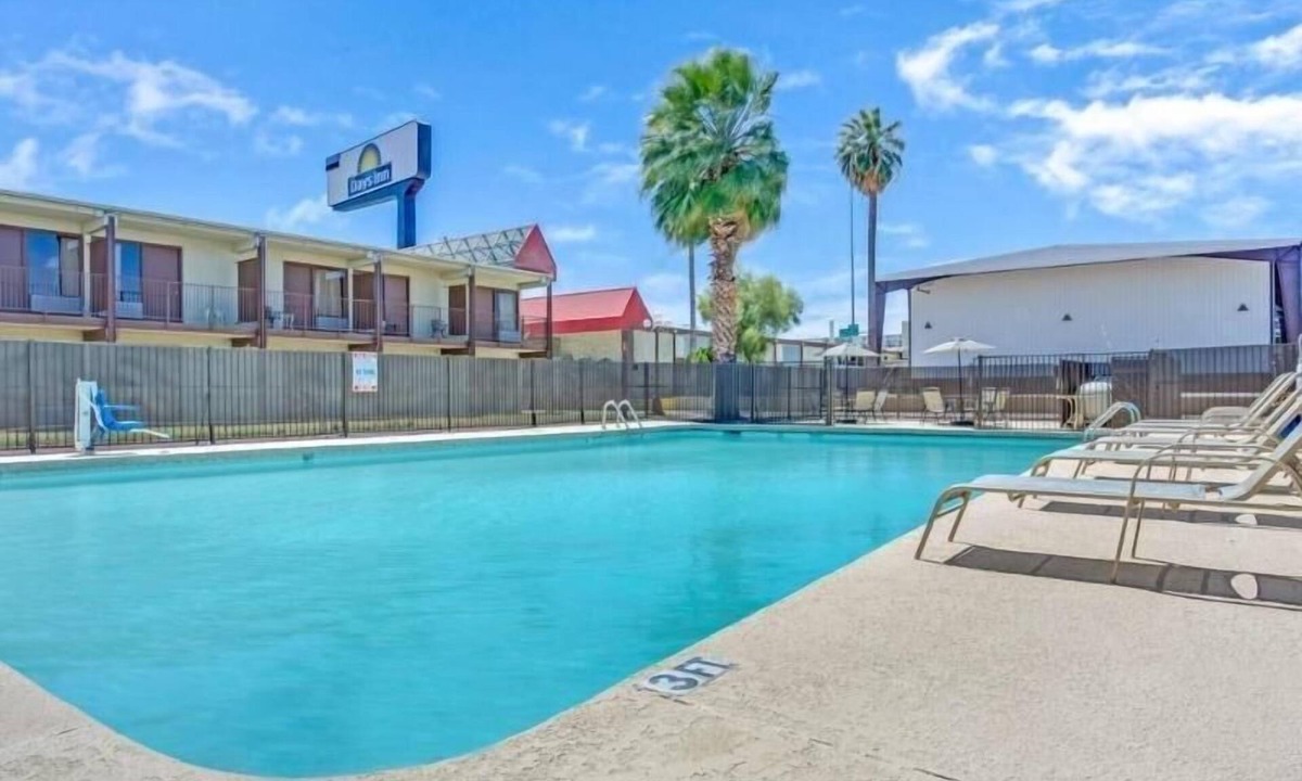 Downtown Tucson Hotel | Prime Location! Free Parking, Outdoor Pool, Close to Rialto Theatre