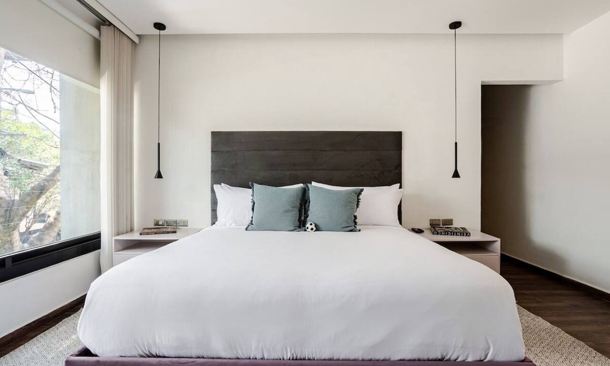 Roma Sur House | Private La Roma House with Rooftop and Fire Pit