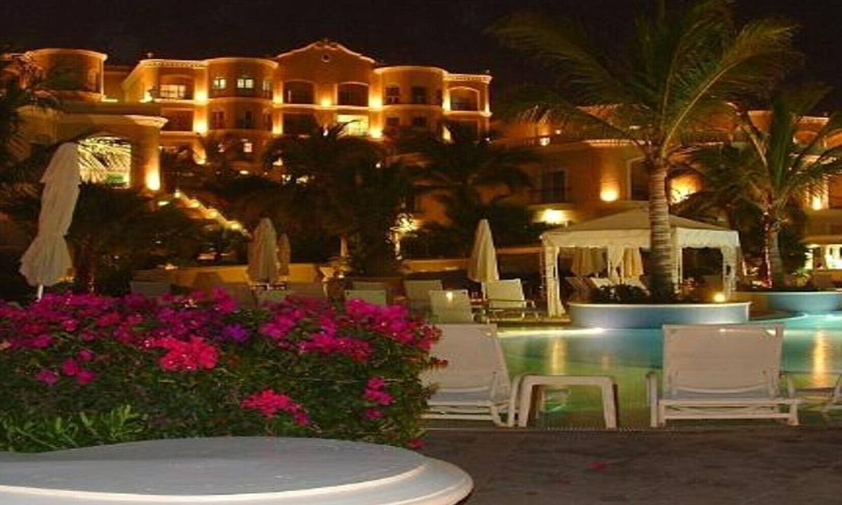 Cerritos Resort | Pueblo Bonito Emerald Bay Owner Studio Suite- NEW YEARS