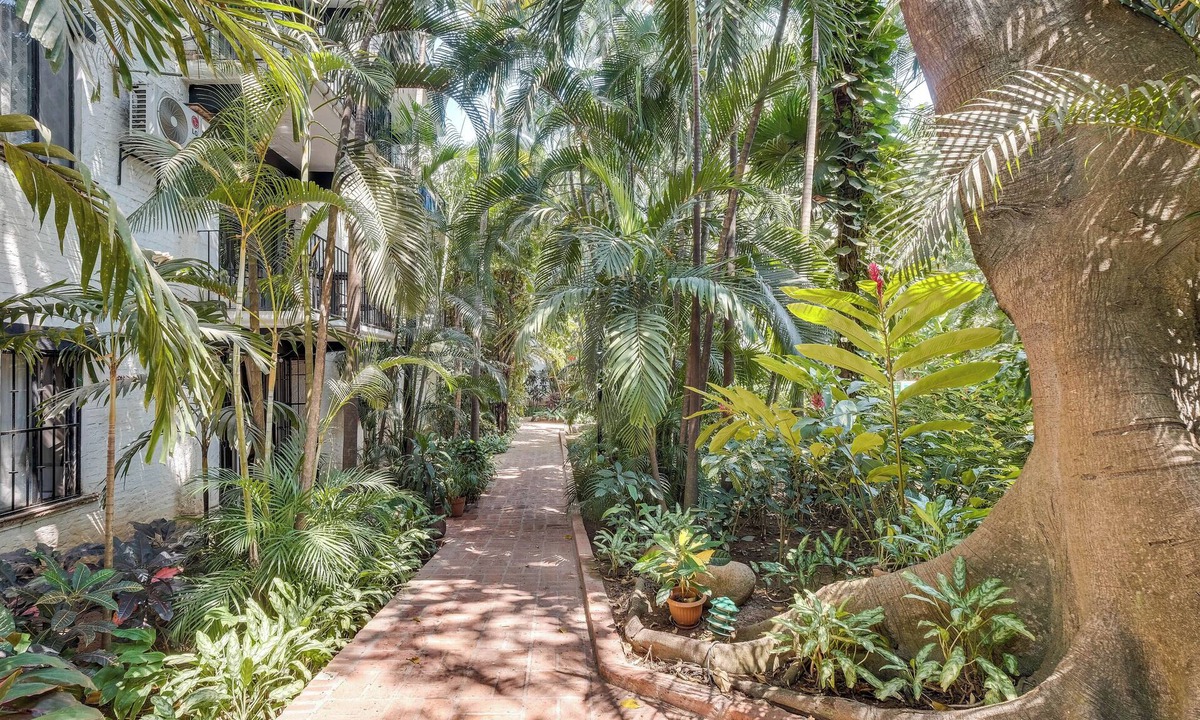 South Hotel Zone Apartment | Puerto Vallarta Hideaway w/Balcony & Pool!