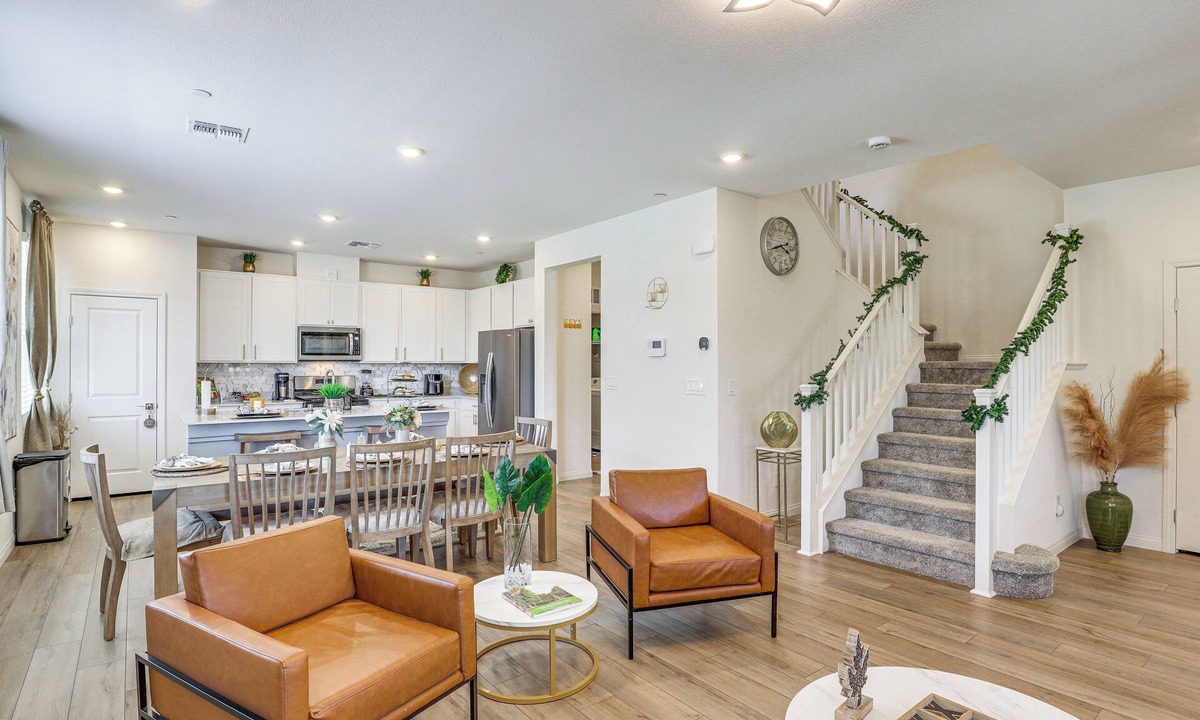 Henderson House | Quick Access to the Las Vegas Strip! Spacious Home