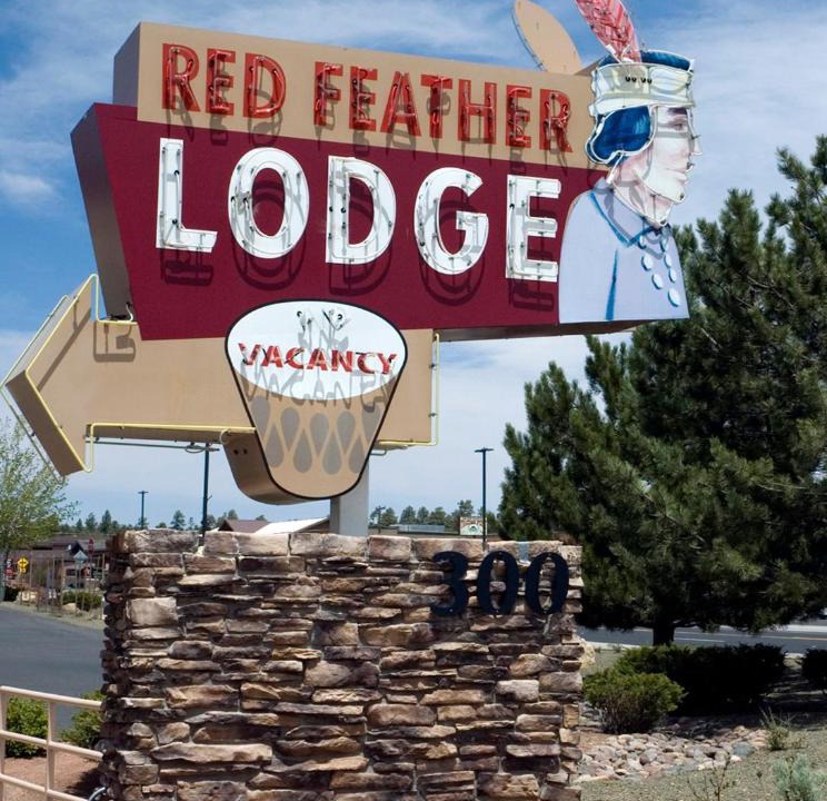 Tusayan Hotel | Red Feather Lodge/Hotel