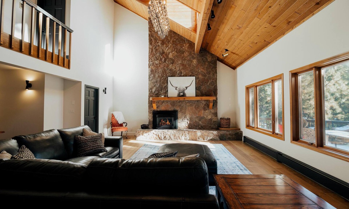 Flagstaff Cabin | Relax in style at a luxury Flagstaff lodge