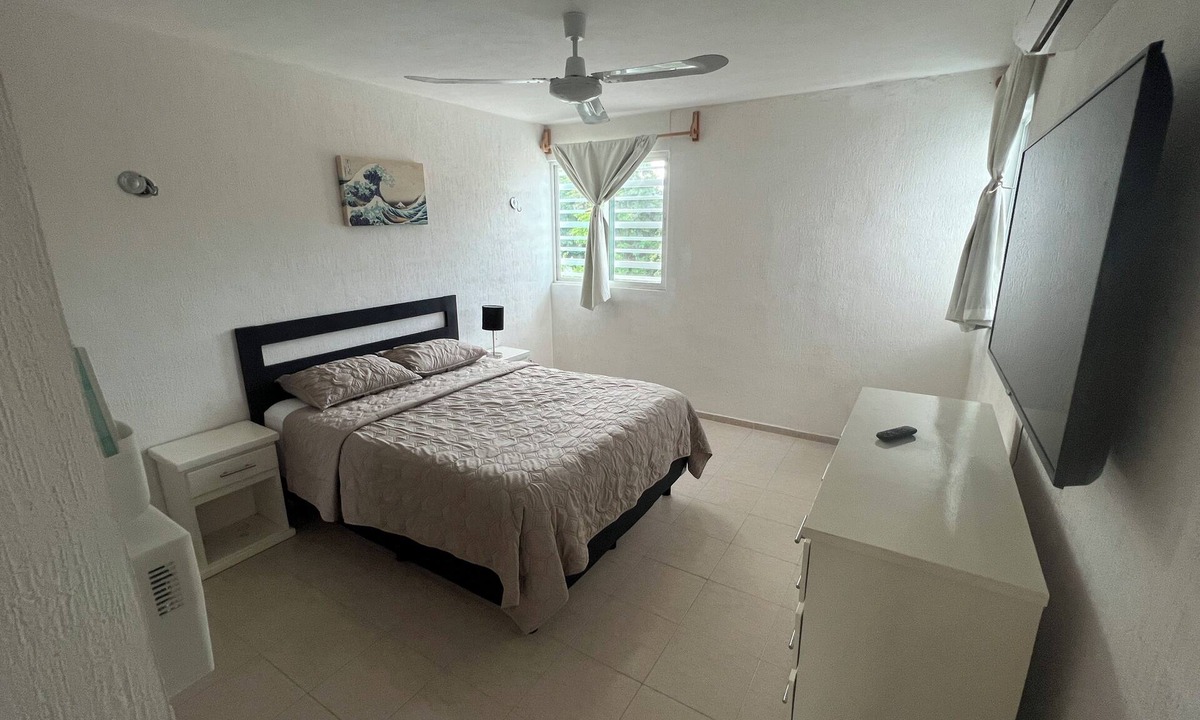 Merida House | Relaxing house with all services nearby. Ideal for vacations.