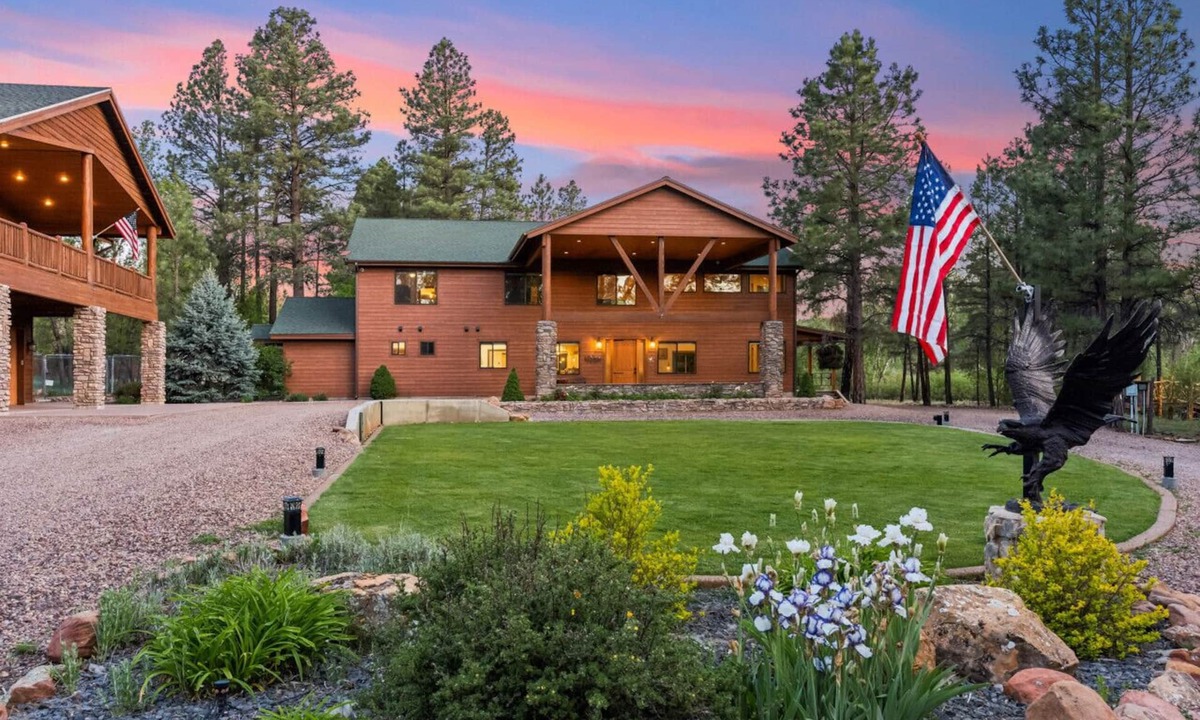 Clay Springs Cabin | Rock Creek Ranch - 5+ Acres | Hot Tub | Playground