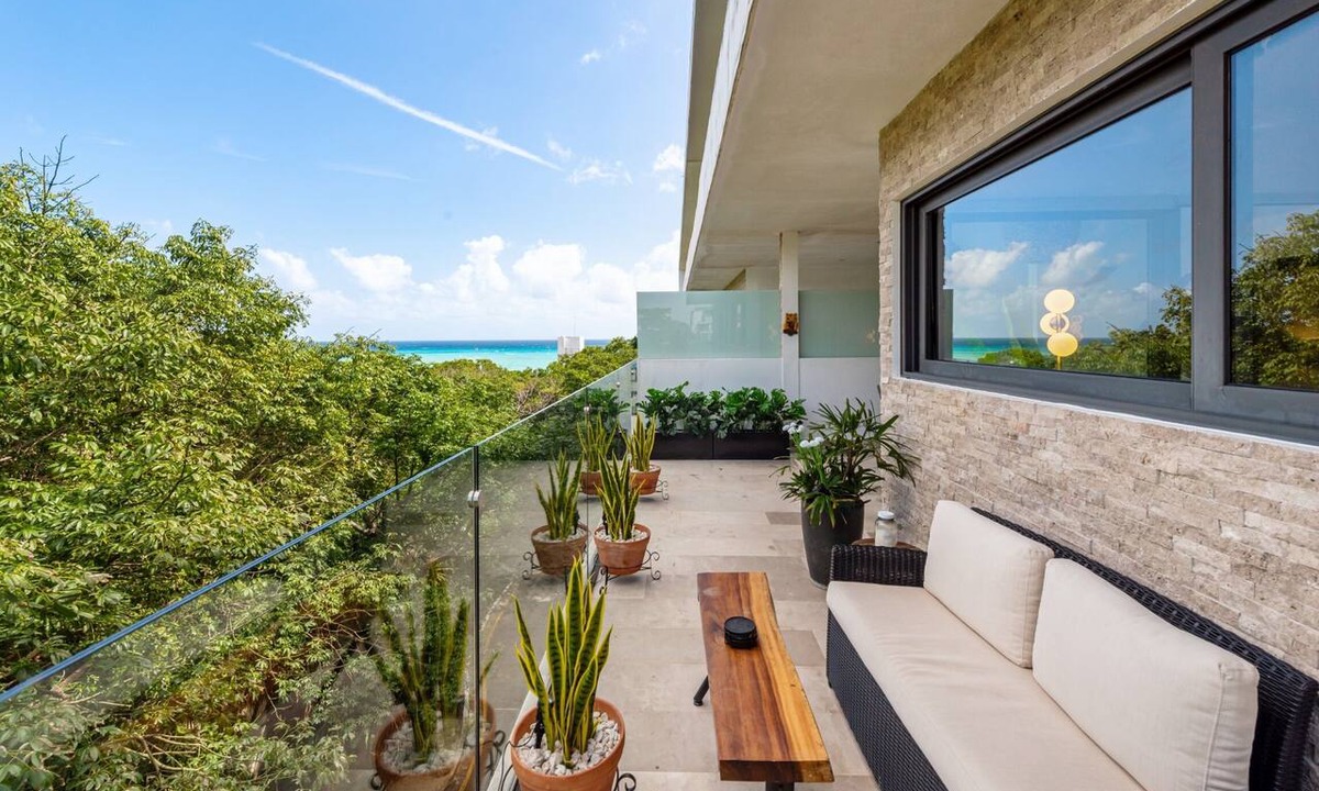 Gonzalo Guerrero Condo | Rooftop Pool With Bartender Quiet Location Steps 2 Mamitas Beach