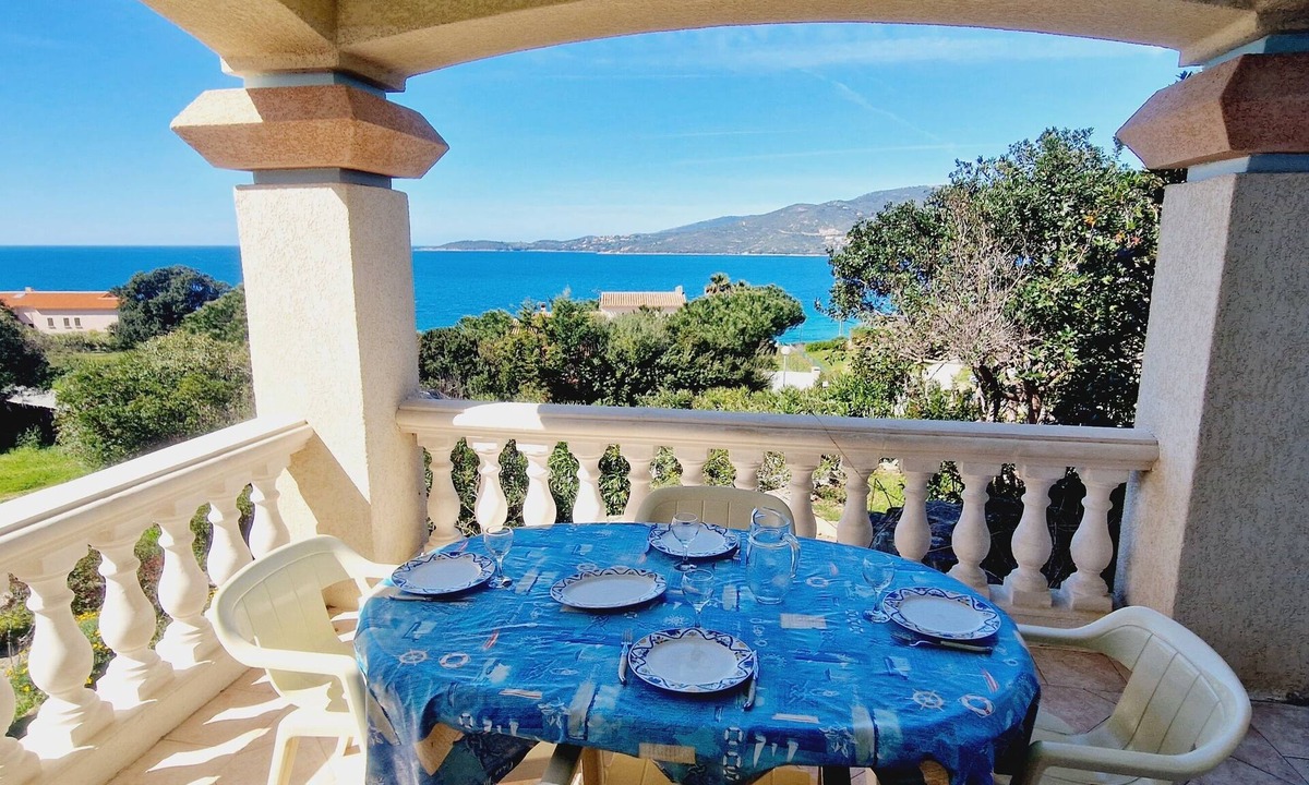Sagone Apartment | Séjour Paisible Avec Extérieur vue mer à 300m de la Plage - Sagone
