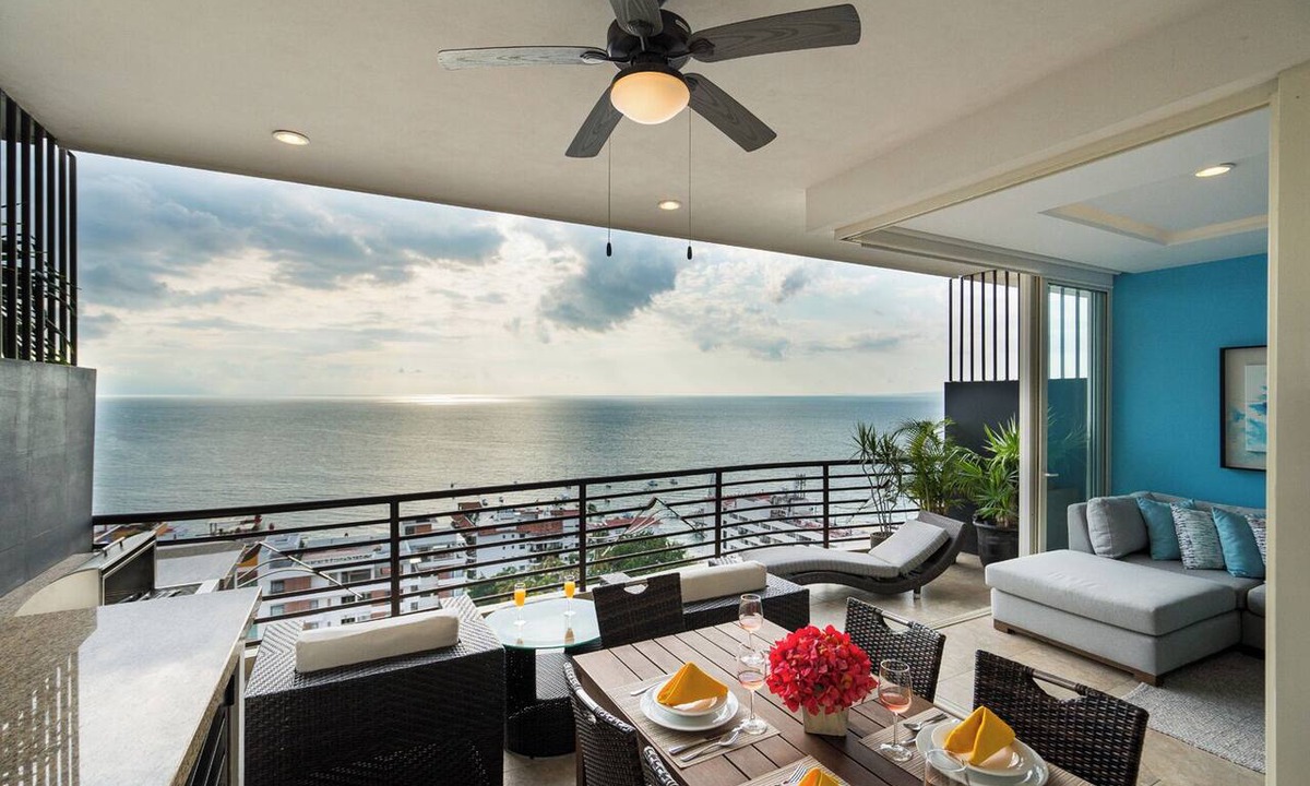 Amapas Condo | S606 - 2 Bedroom Ocean Front Suite with large terrace