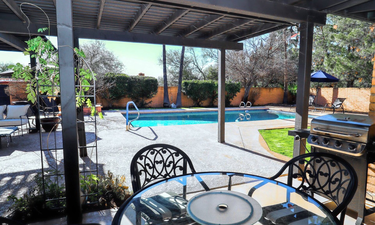 Tucson House | Sabino Vista Charming Quiet Home with Pool