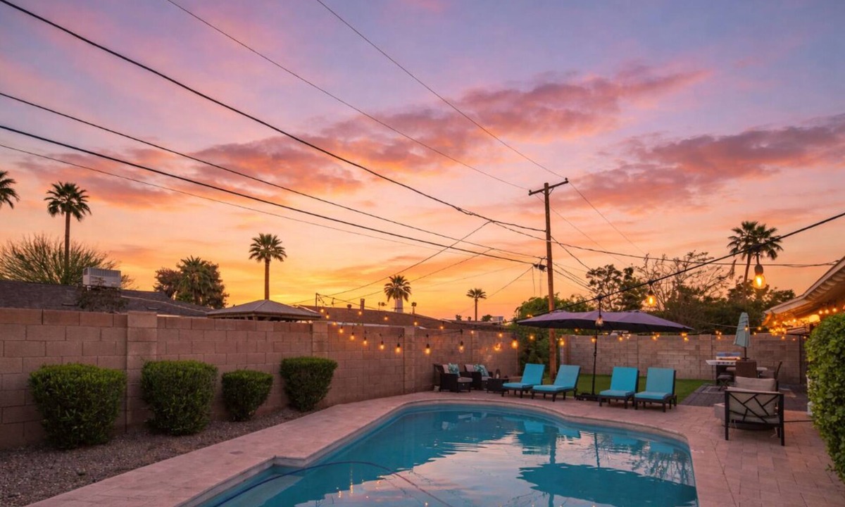 Scottsdale Estates Nine House | Scottsdale Poolside Paradise - Game Room & Putting Green!