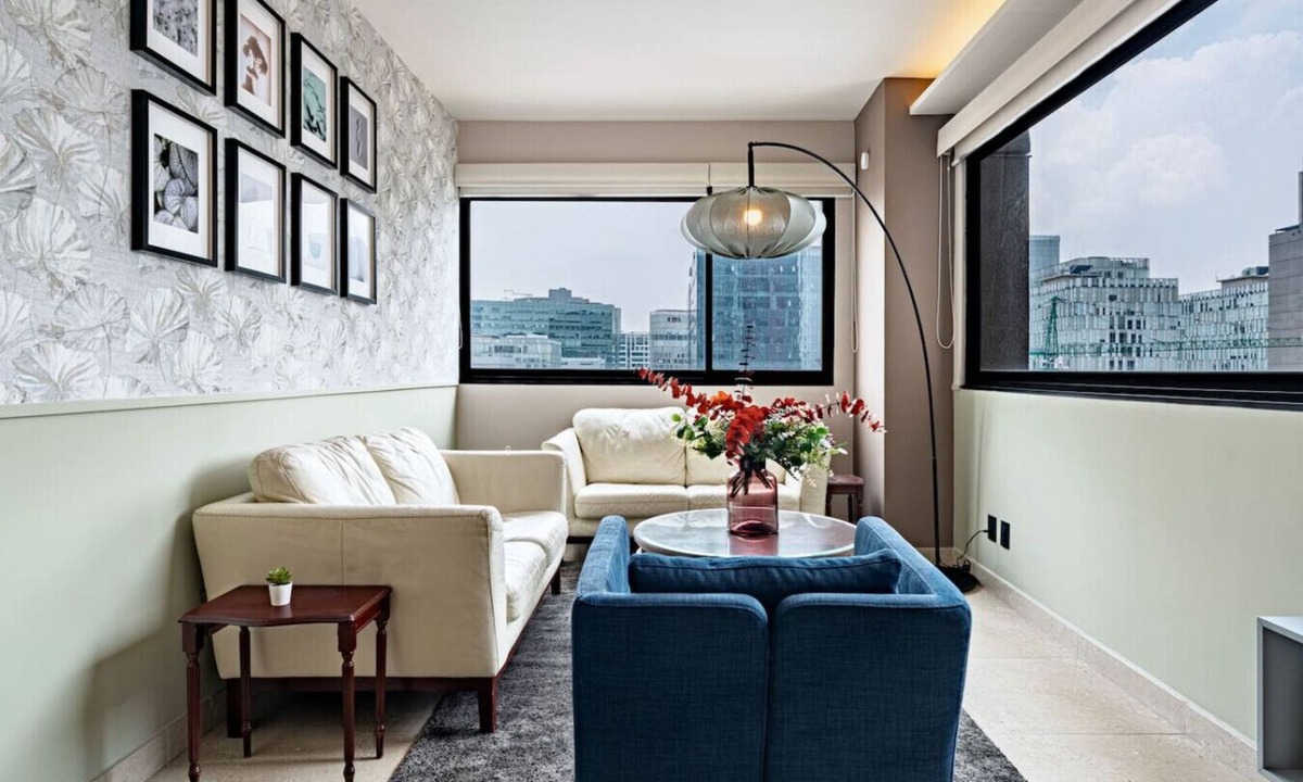 Ampliacion Granada Apartment | Sleek High-Rise with Pool, Gym, Jacuzzi & BBQ Area