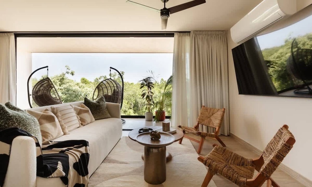 Playa Paraiso Condo | Soluna Samsara Jungle Retreat Beach Club Access