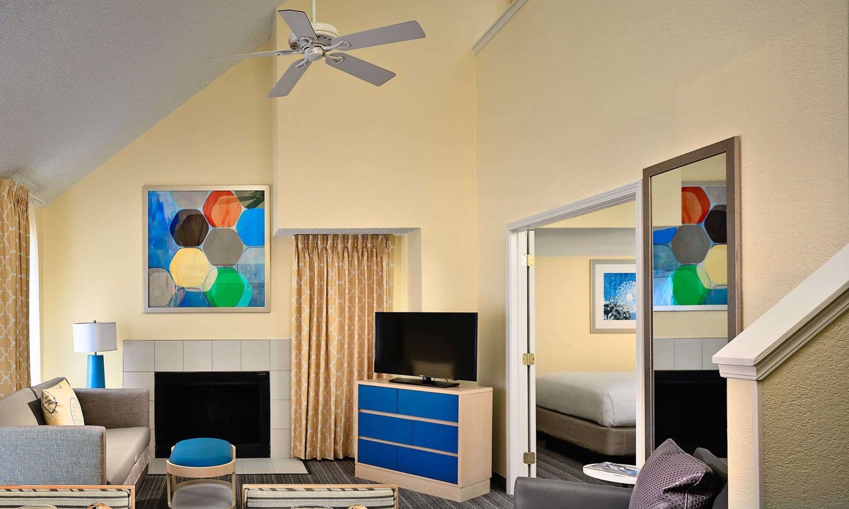 Tucson Hotel | Sonesta ES Suites Tucson