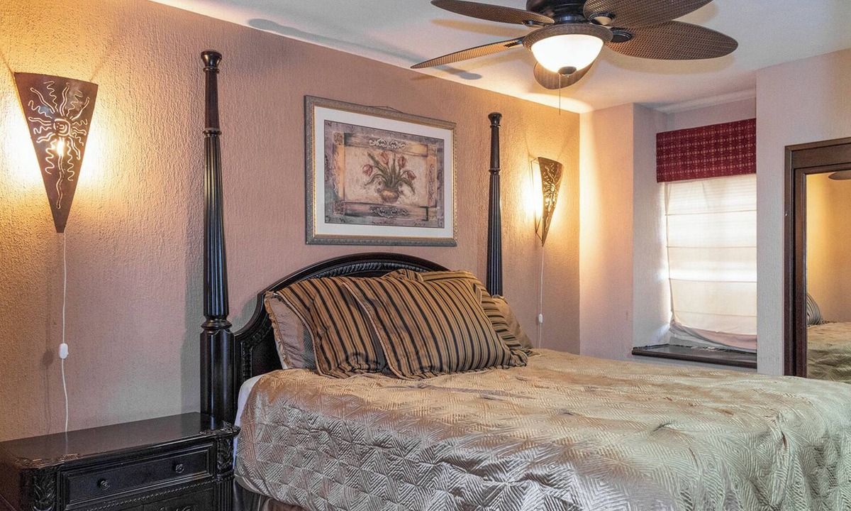 Puerto Penasco Condo | Sonoran Spa N408 - 1 BR Next to the Pool, High Speed Wi-Fi - Beachfront Upper Floor Luxury Condo