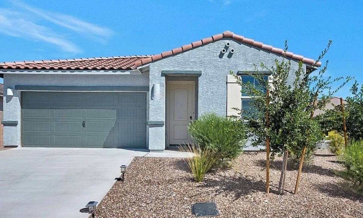 Tucson House | Spacious 4-bedroom house in pleasant Tucson with AC