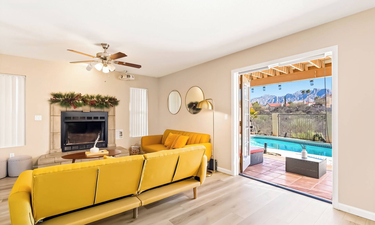 Copper Creek House | Spacious 4-bedroom house in Tucson with pool and beautiful mountain scenery