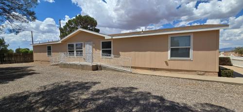 Las Cruces House | Spacious 4BR Home Near WSMR with King Suites