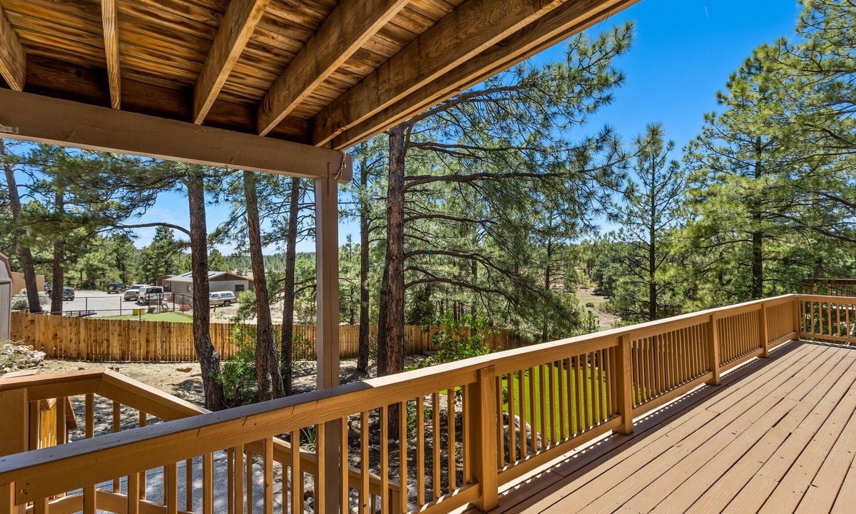 Flagstaff House | Spacious Flagstaff Lodge | Hot Tub | Sleeps 10