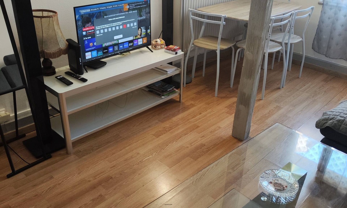 Canardiere Est Apartment | SPACIOUS STUDIO COMFORT