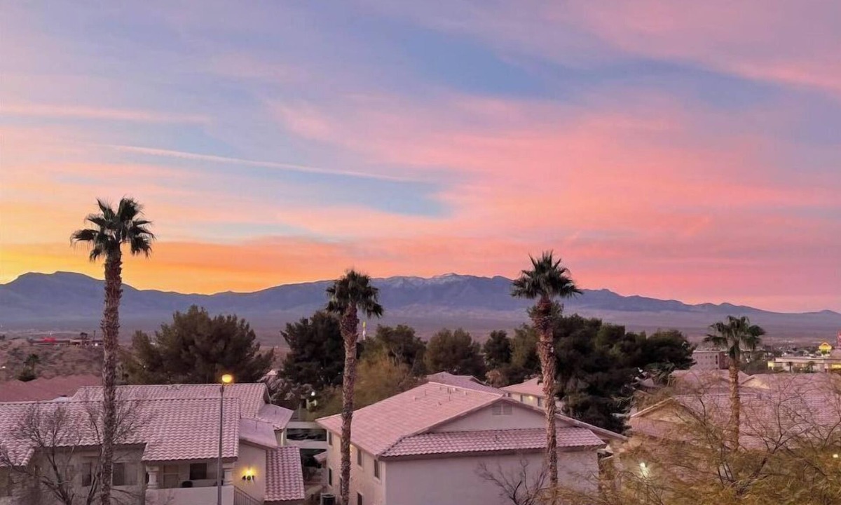 Mesquite Condo | Spectacular Views at Hawk Ridge Condos