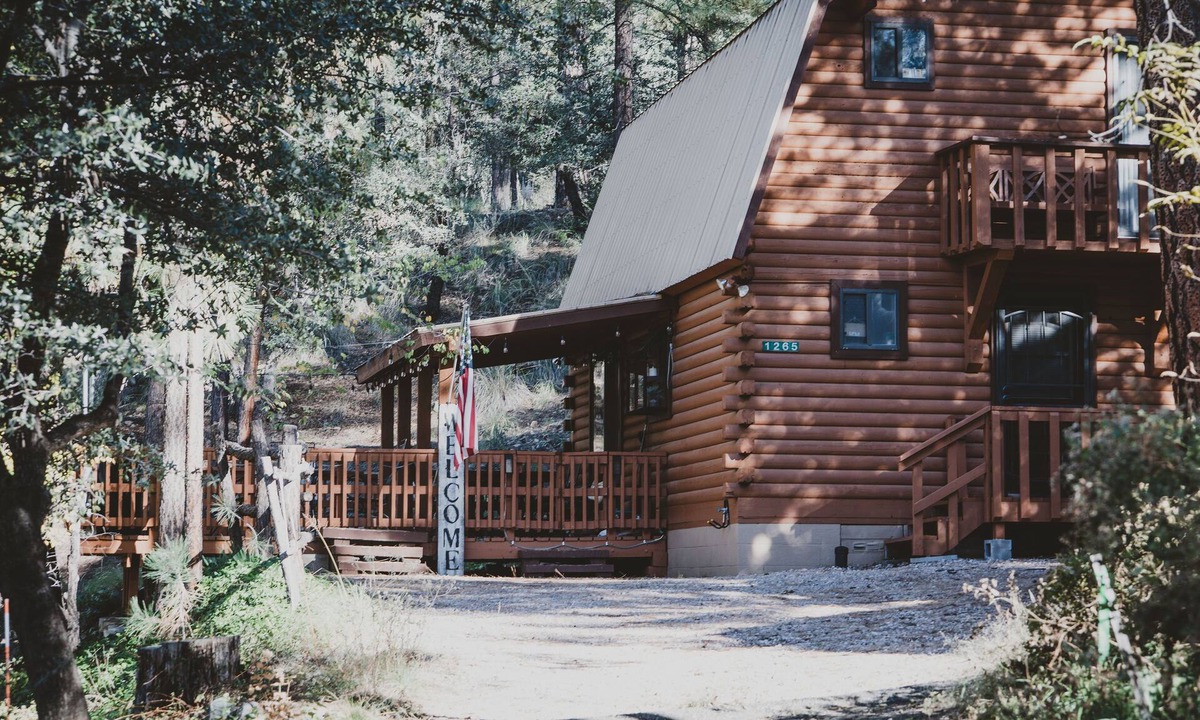 Ponderosa Park Cabin | State 48 Retreat Prescott Arizona