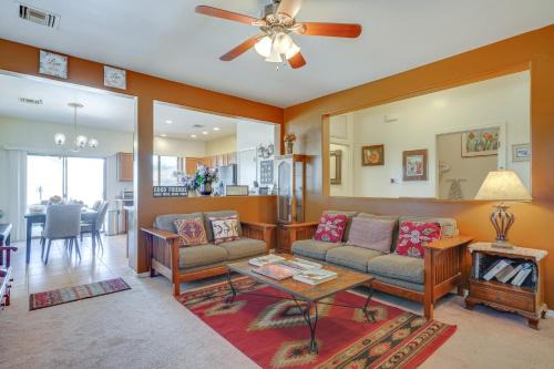 Green Valley House | Step-Free Sahuarita Retreat! Patio + Pool Access