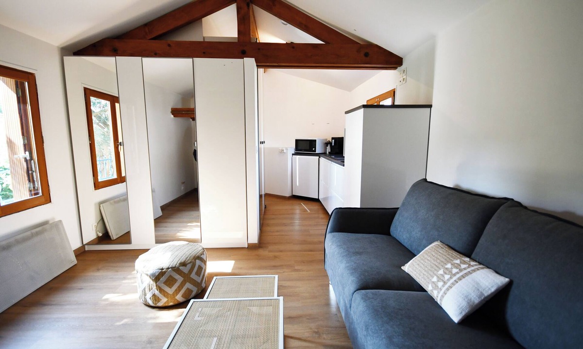 Bures-sur-Yvette Apartment | Studio Confort Sérénité La Halte du Pèlerin